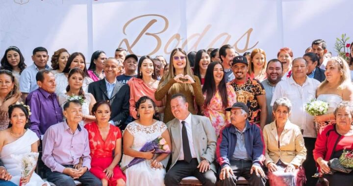 52 PAREJAS DIERON EL ´´SI´´ EN BODAS COLECTIVAS DEL GOBIERNO DE TEPIC.