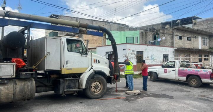 Resuelve Geraldine denuncias ciudadanas a través de Siapa Tepic.