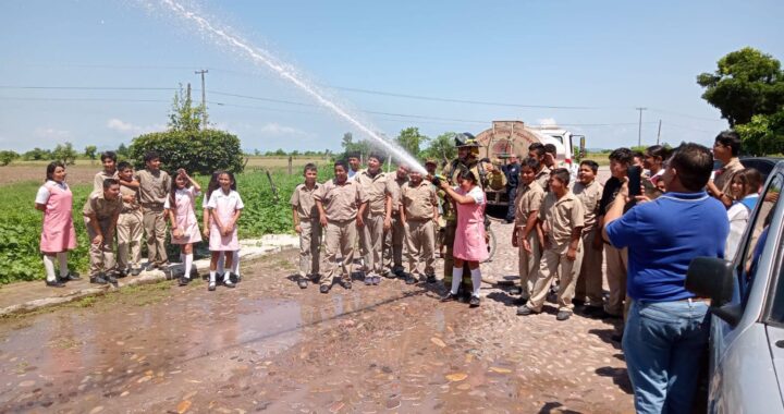 Comparte SSPC temas preventivos con los habitantes de La Guásima en el municipio de Acaponeta.