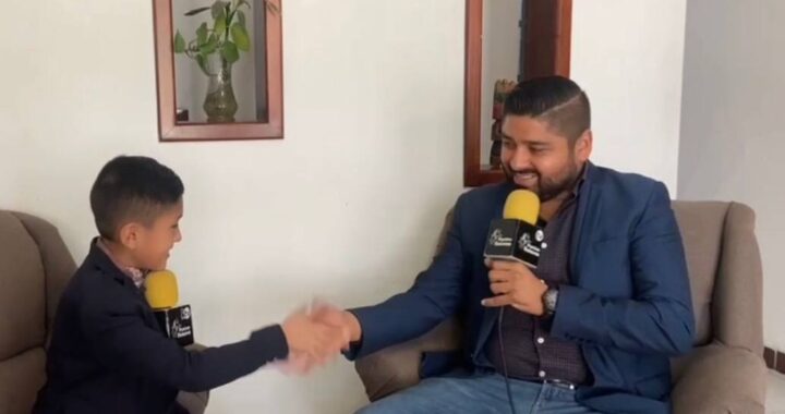 CARLITO ENTREVISTA  AL LIC. HUGO ÁLAMO ESCOBEDO.