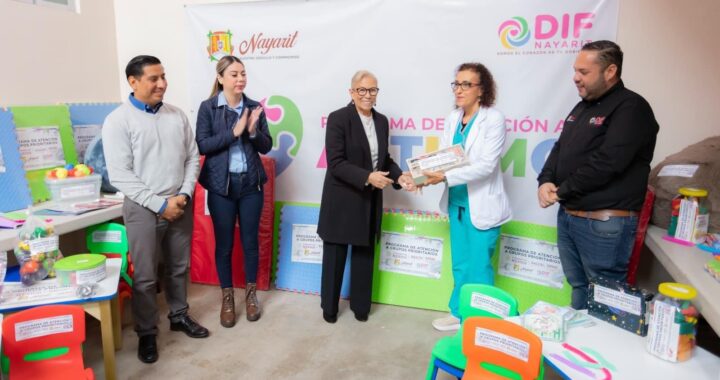 Entrega DIF Nayarit material didáctico para niñas, niños y adolescentes con autismo.