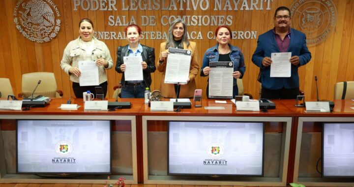 Socializará Congreso Ley para beneficiar a estudiantes universitarios.