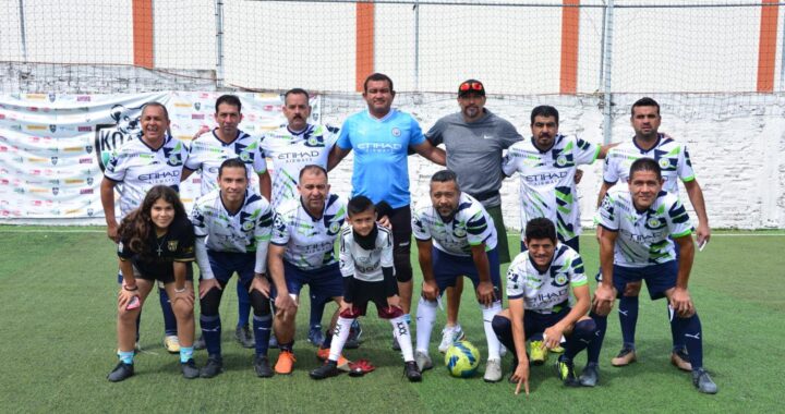 SE CLAUSURA LA EDICION XXVII DEL TORNEO DE FUTBOL DENOMINADO “MARTIN MARTÍNEZ HARO ´´COMUNA CAMPEON EN LA CATEGORIA DE VETERANOS Y EL TIEMPO DE NAYARIT EN LA LIBRE.