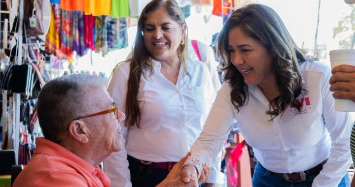 EN LA PEÑITA DE JALTEMBA RESPALDAN A IVIDELIZA REYES PARA SENADORA DE LA REPÚBLICA.