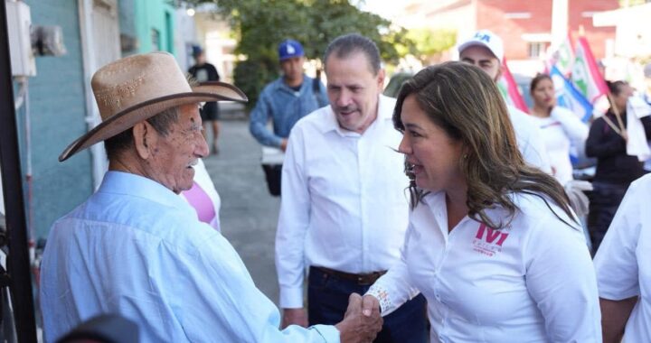 IVIDELIZA REYES Y YOLANDA GUTIÉRREZ SE GANAN A BAHÍA DE BANDERAS.