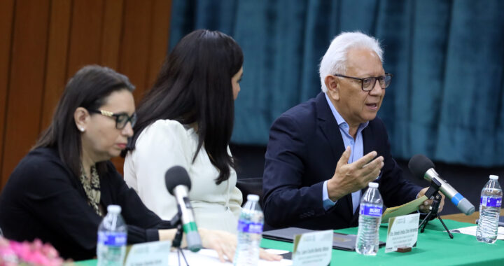 IMSS promueve cultura del buen dormir en personas mayores mediante diálogo con académicos y especialistas.