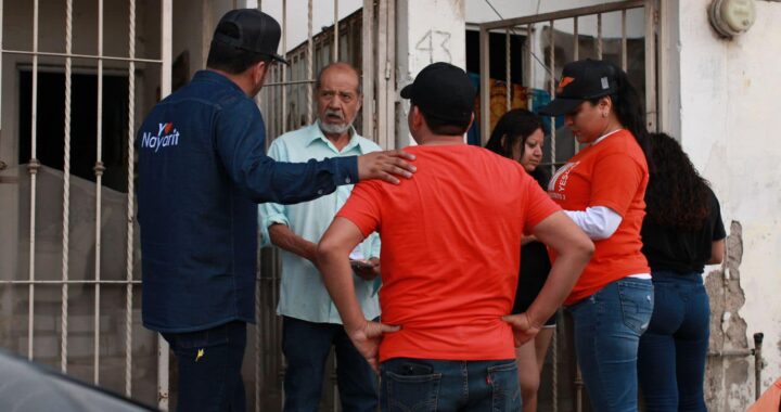 Los ciudadanos cansados de la política de escritorio en Nayarit ; Nacho Flores.