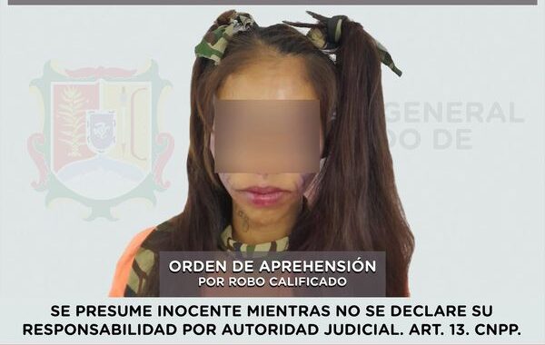 SE LE CUMPLIMENTA ORDEN DE APREHENSIÓN POR ROBO CALIFICADO.