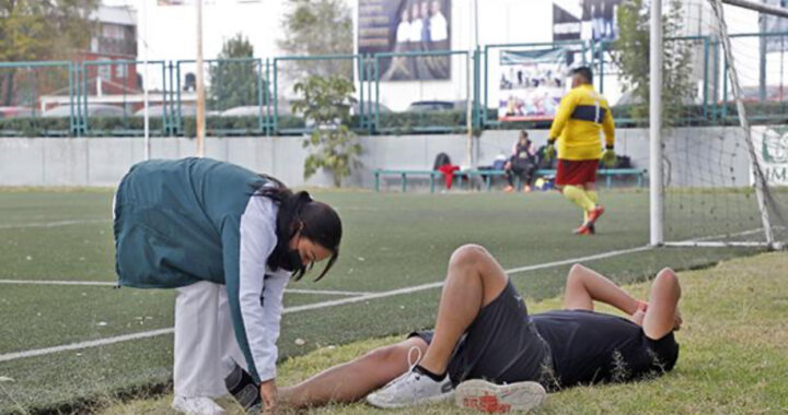 IMSS recomienda calentamiento y actividad física gradual para evitar lesiones en personas que desean comenzar a ejercitarse.