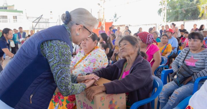 Otorga DIF Nayarit alimentación sana y nutritiva a familias nayarita.