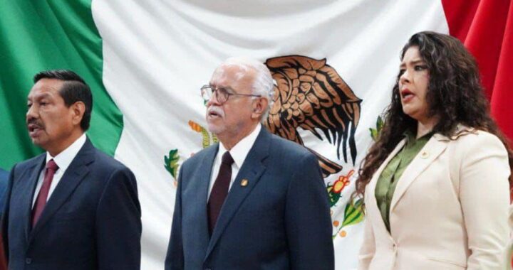 Gobernador de Nayarit, acude a la Sesión Pública Solemne de Apertura del Primer Período Ordinario de Sesiones.