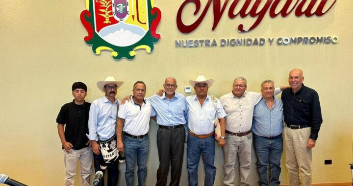 SE REUNIÓ MIGUEL ANGEL NAVARRO CON PRODUCTORES DE TUXPAN.