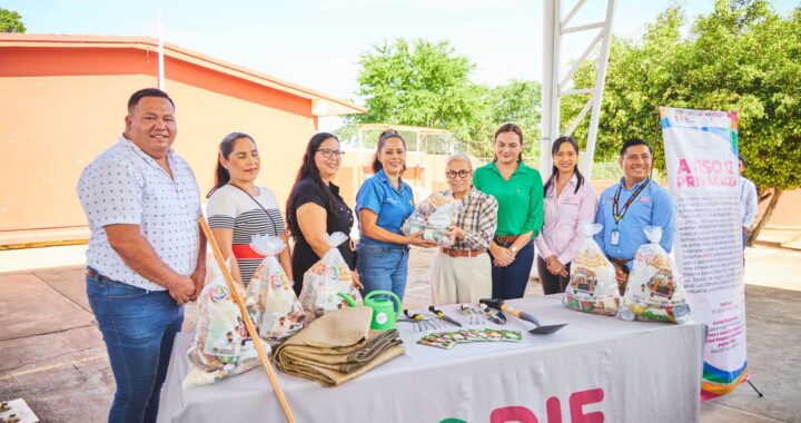 Con salud, alimentación y economía, transforma Beatriz Estrada la vida de familias en Santa María del Oro.