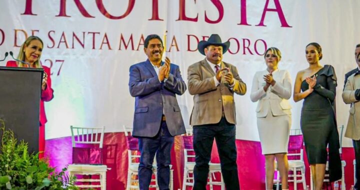 Diputado Adán Casas Rivas acompaña a nuevos presidentes municipales en sus tomas de protesta.