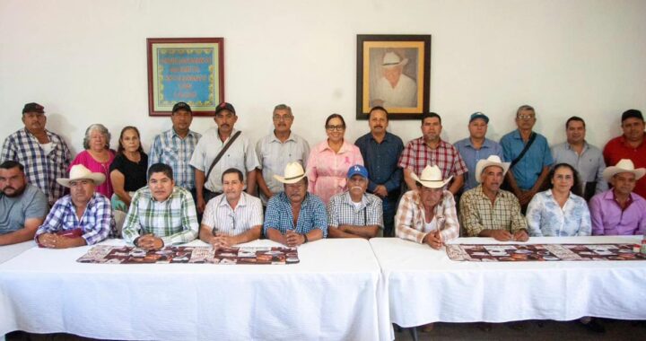 Sostiene Anabel Guerrero Productiva Reunión con Autoridades Ejidales.