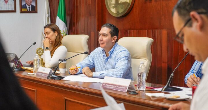 Avanza Bahía de Banderas en gobierno digital, salud y participación juvenil ; aprueban iniciativas clave en Cabildo.