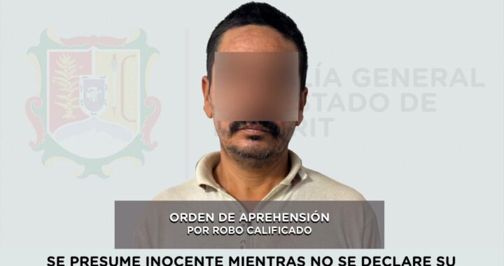 SE LE EJECUTA ORDEN DE APREHENSIÓN POR EL DELITO DE ROBO CALIFICADO.