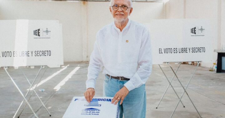 EL GOBERNADOR MIGUEL ÁNGEL NAVARRO QUINTERO PARTICIPA EN ESTA JORNADA ELECTORAL.