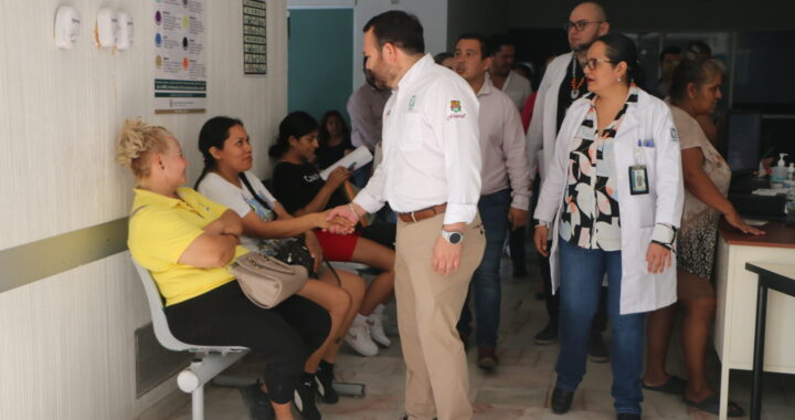 Supervisan autoridades del IMSS Nayarit unidades médicas y hospitalarias de la zona sur de la entidad .