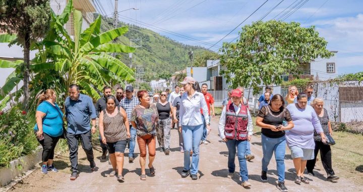 Geraldine Ponce cumple compromiso con vecinas y vecinos de El Pedregal.