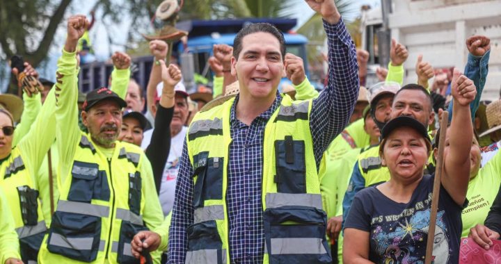El “Limpiatón” llegó al Fraccionamiento La Misión ;Hector Santana .