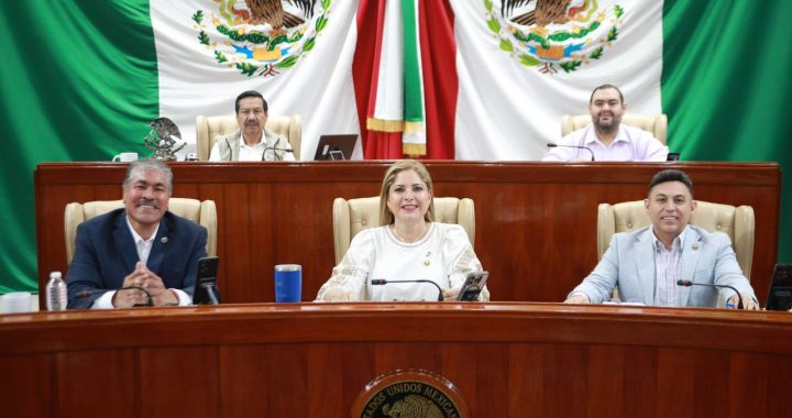 Define Congreso nueva Mesa Directiva.