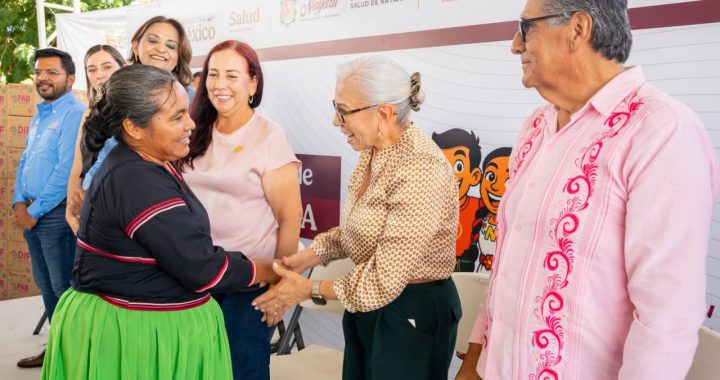 Beatriz Estrada acerca salud y bienestar a Xalisco con Latidos del Corazón.