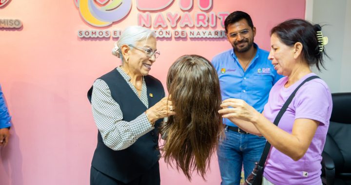 Beatriz Estrada eleva la autoestima de mujeres en tratamiento contra el cáncer.