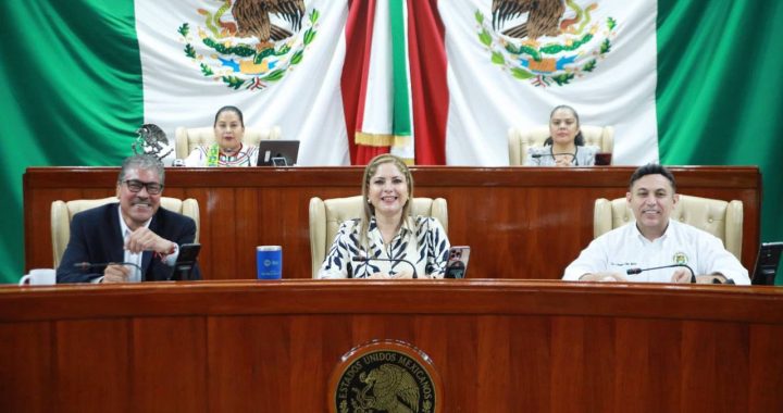 Inicia Congreso revisión del Cuarto Informe de Gobierno.