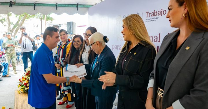 Promueve Beatriz Estrada mejores condiciones laborales para grupos vulnerables.