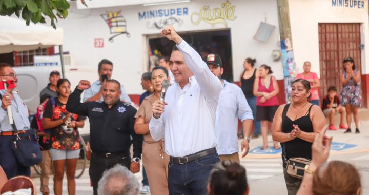 Héctor Santana entrega nueva obra en Santa Fe y reafirma su compromiso con el desarrollo de Bahía de Banderas.