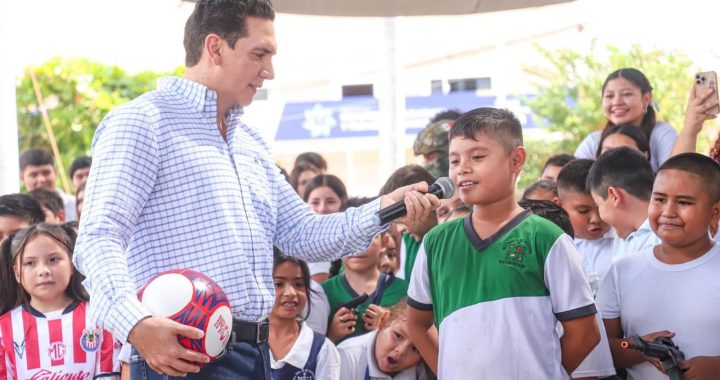 Sí al desarme, sí a la paz”; Héctor Santana impulsa jornada de canje de armas en Valle de Banderas.