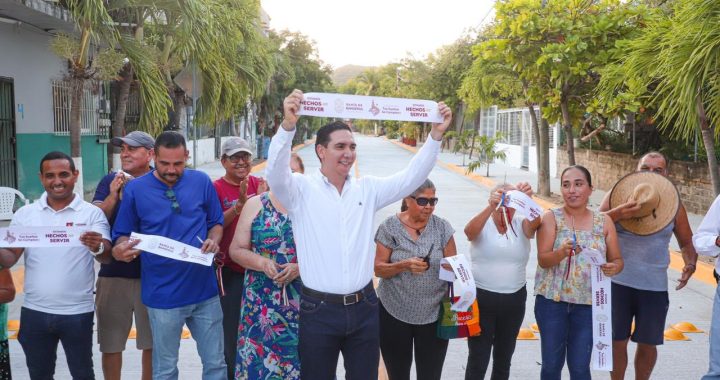 En tiempo récord, Héctor Santana entrega la Calle 20 de Noviembre en Punta de Mita.