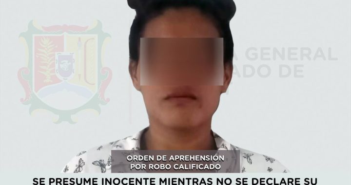 DETENIDA EN SANTIAGO IXCUINTLA POR ROBO CALIFICADO.