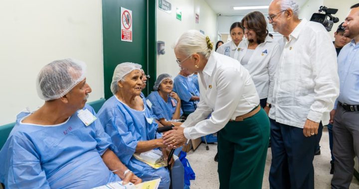 Con cirugías de cataratas, Beatriz Estrada y Miguel Ángel Navarro fortalecen la salud visual de las familias .