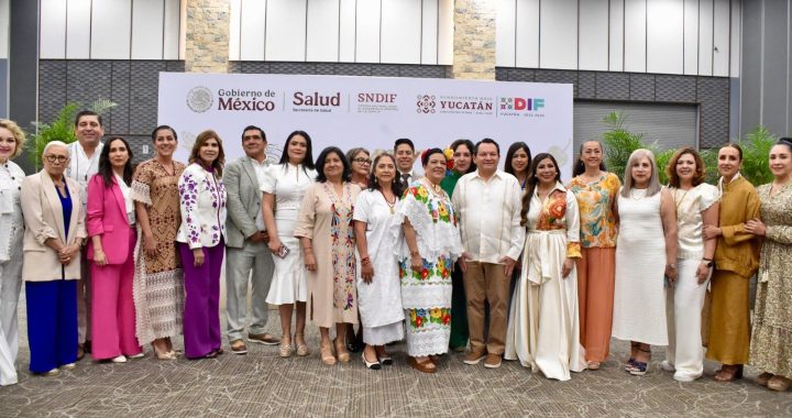 Beatriz Estrada fortalece programas sociales en encuentro nacional .