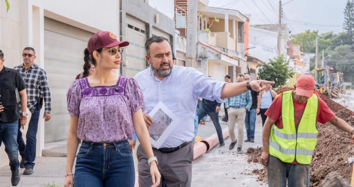 Avanza rehabilitación del drenaje en Ciudad del Valle gracias a Geraldine .