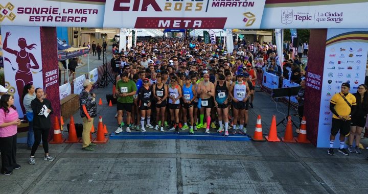 Increíble energía se vivió en el Medio Maratón 21K Tepic 2025 .