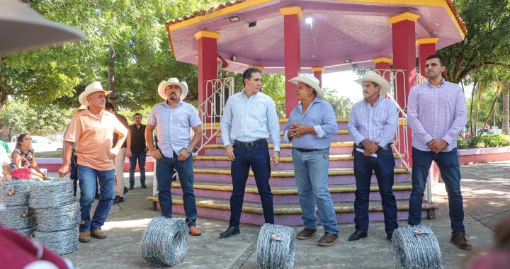 Héctor Santana fortalece al campo de la Sierra con apoyos directos a Ejidatarios .