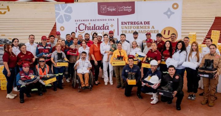 Cumple Geraldine con las y los trabajadores de Tepic.