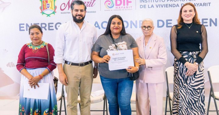 Beatriz Estrada impulsa apoyos que fortalecen la dignidad de los hogares nayaritas.