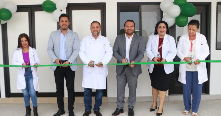 Dignifica IMSS Nayarit espacios académicos y de atención en las UMF No. 5 y 24 de Tepic .