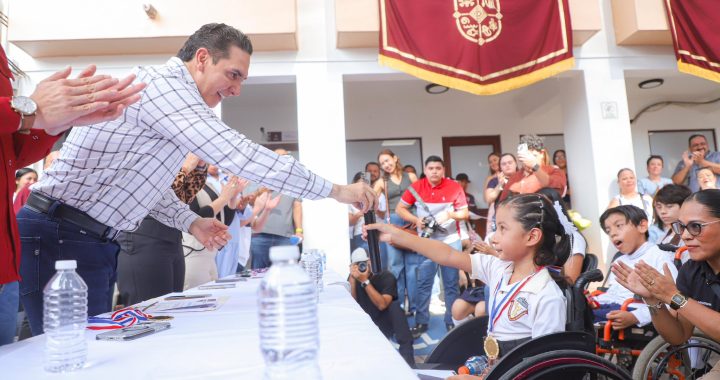 Héctor Santana impulsa la inclusión con la Feria de la Discapacidad 2025 .