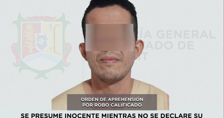 APREHENDIDO EN SANTIAGO IXCUINTLA POR ROBO CALIFICADO .