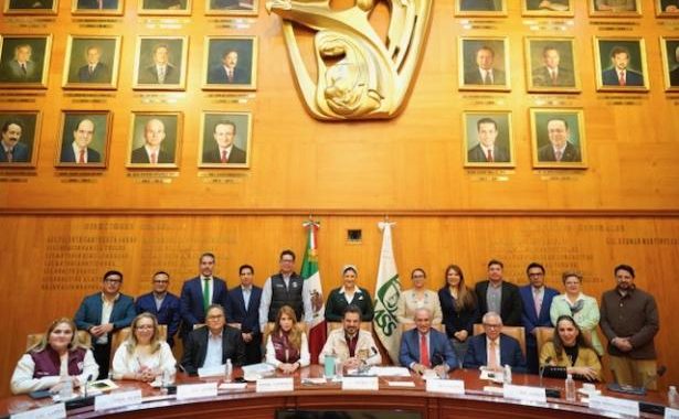 Instala IMSS Comité de Trato Digno de Nivel Central para fortalecer la atención a la derechohabiencia .