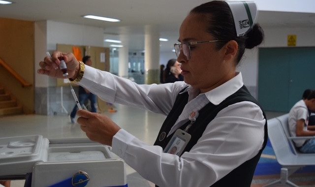 Refuerza IMSS acciones de vacunación ante caso de sarampión en Nayarit .