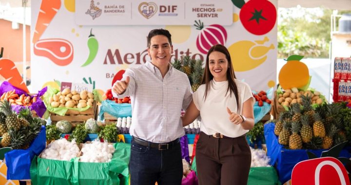 El «Mercadito” ha beneficiado a más de 3,700 familias de Bahía de Banderas.