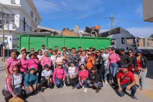 Héctor Santana inicia el año limpiando Bahía de Banderas con el «Limpiatón».