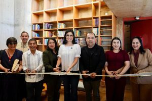 Geraldine enaltece a los pueblos originarios con inauguración de biblioteca.