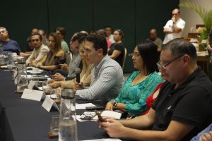 Héctor Santana reafirma compromiso con la seguridad en Bahía de Banderas.